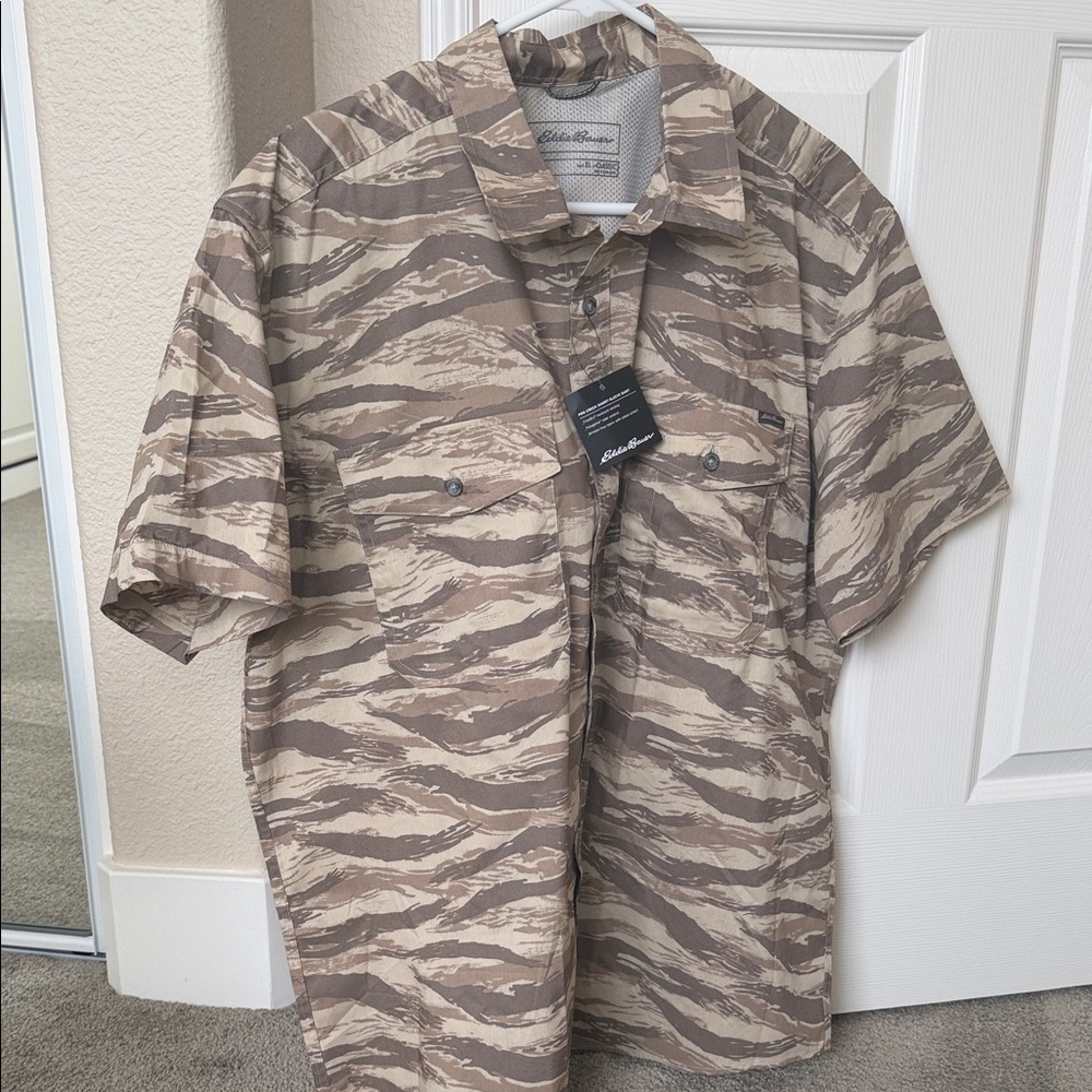 Eddie Bauer Tan and Brown Patterned Shirt